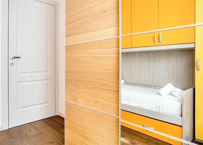 Joivy Superb 2Bed Flat With Balcony