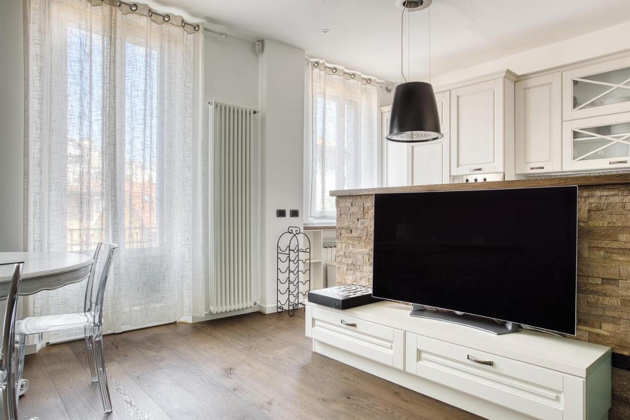 Joivy Superb 2bed Flat With Balcony Apartment Mailand